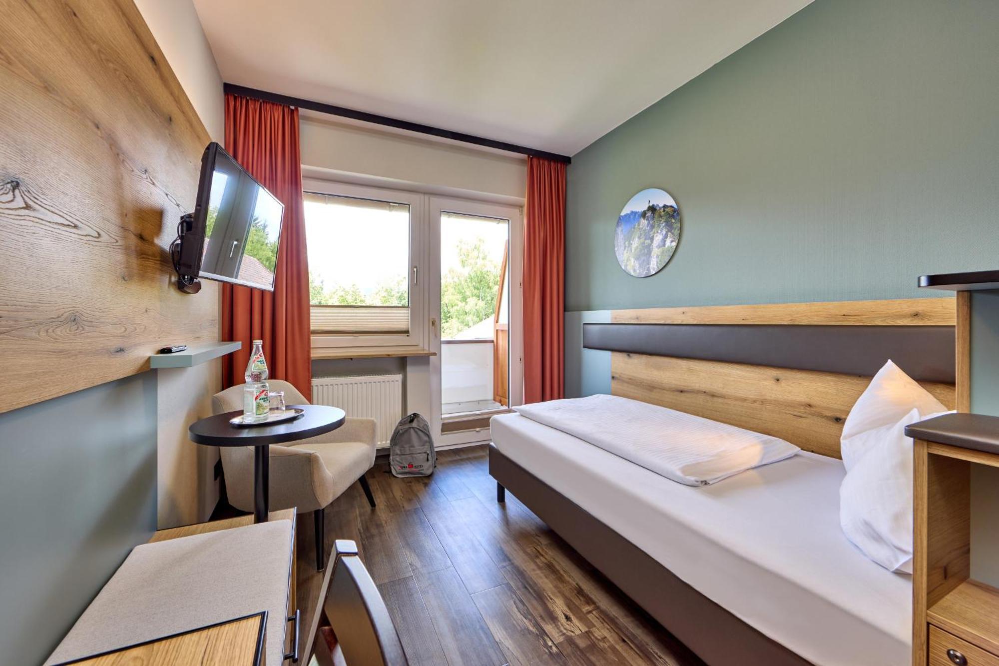 Aura-Hotel Saulgrub Ngoại thất bức ảnh