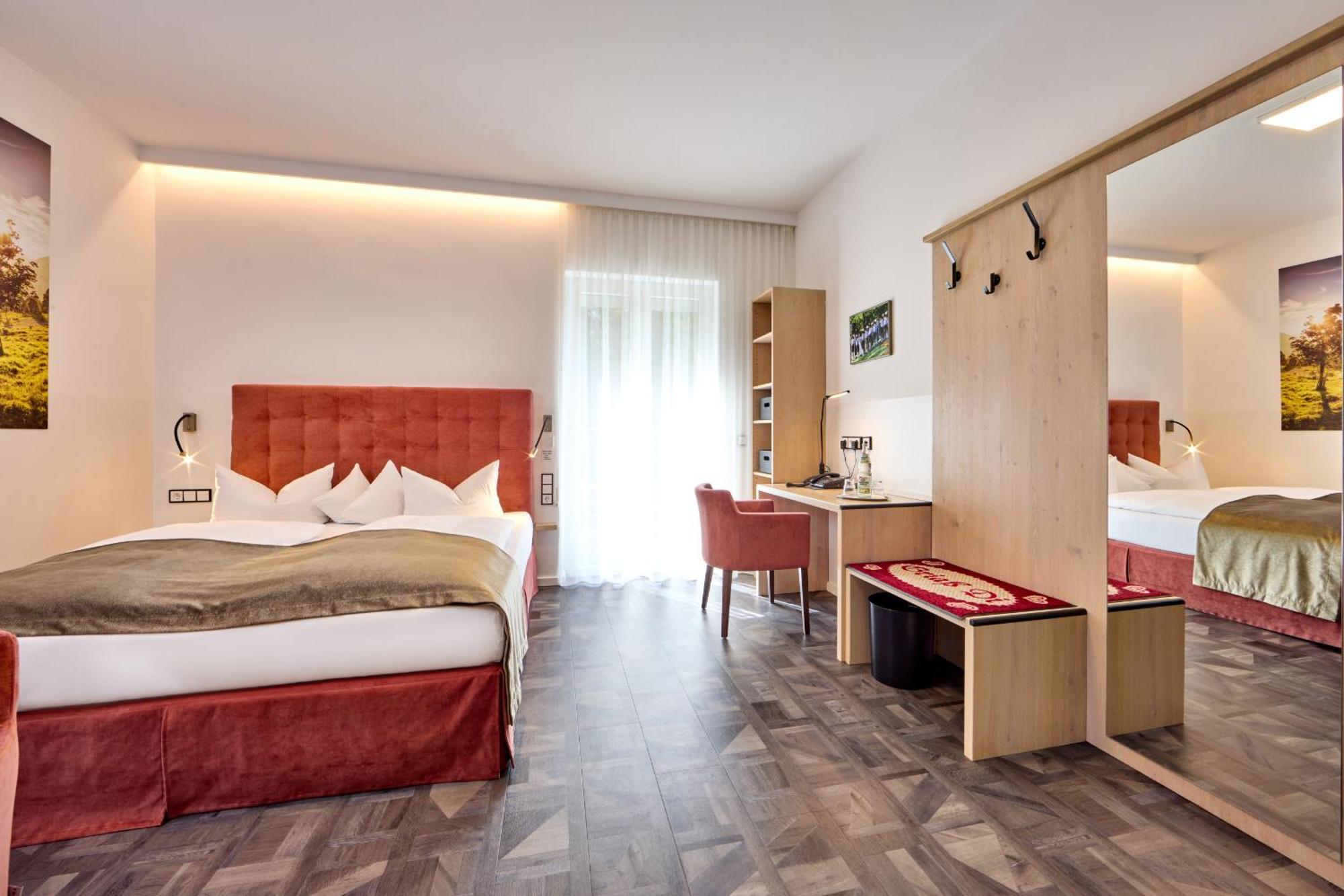 Aura-Hotel Saulgrub Ngoại thất bức ảnh