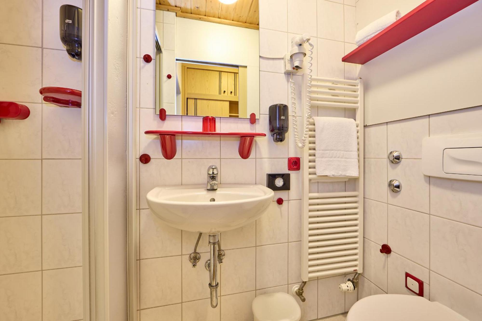 Aura-Hotel Saulgrub Phòng bức ảnh